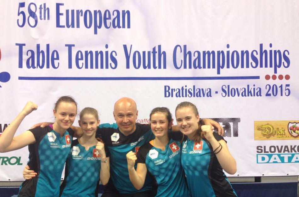 L'&eacute;quipe U18 victorieuse de la Slov&eacute;nie