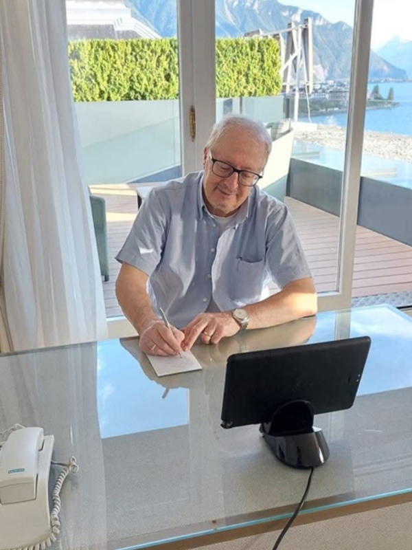 Design ohne Titel (1)